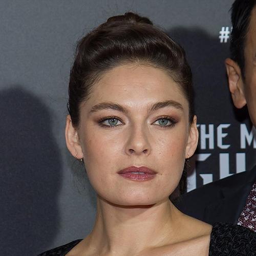 Alexa Davalos