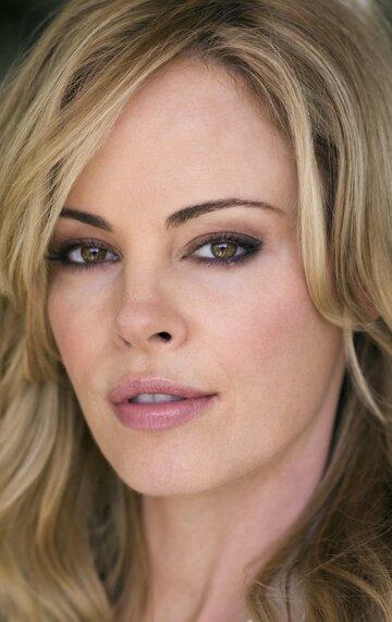 Chandra West