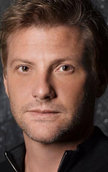 Doug Savant