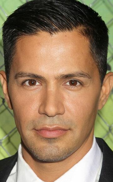 Jay Hernandez