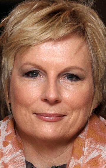 Jennifer Saunders