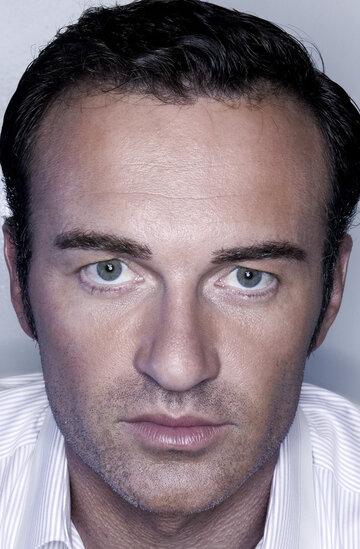 Julian McMahon