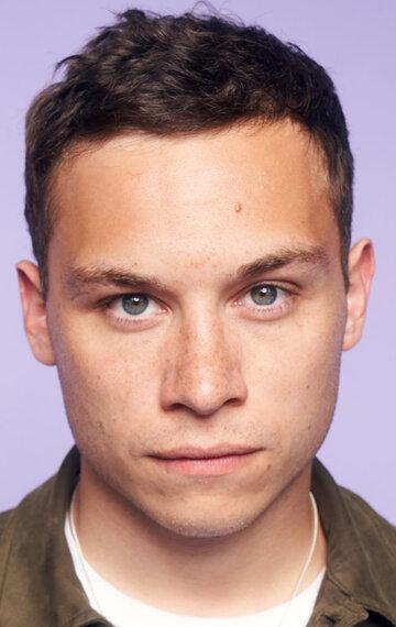 Finn Cole