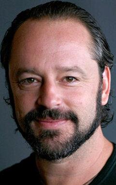 Gil Bellows