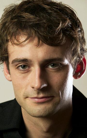 Callum Blue