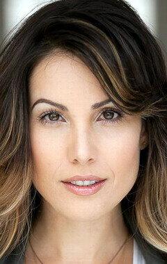 Carly Pope