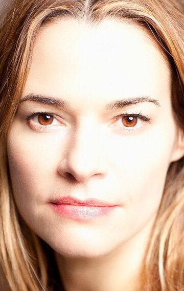 Leisha Hailey