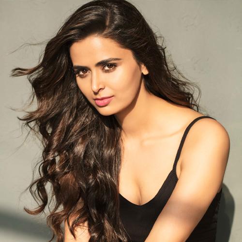 Meenakshi Dixit