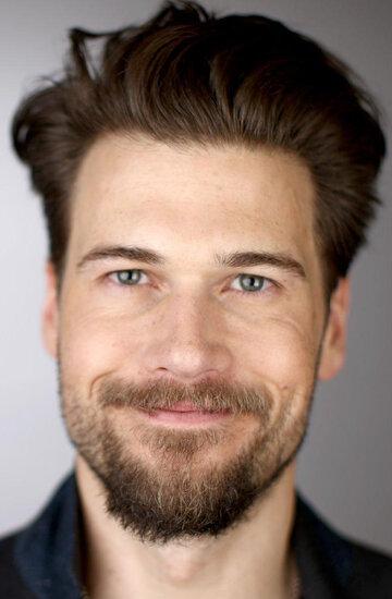 Nick Zano