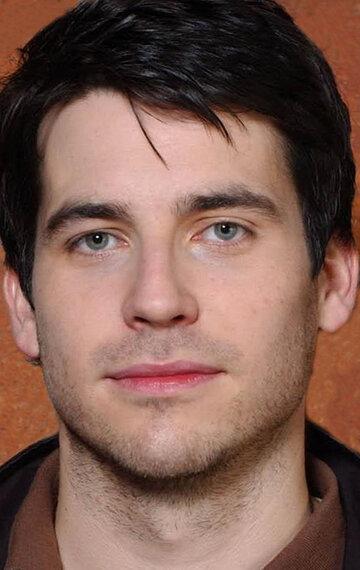 Robert James-Collier