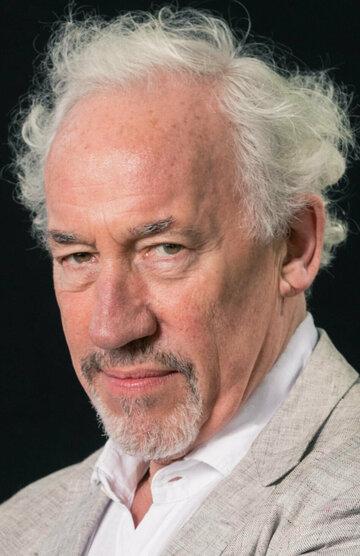 Simon Callow