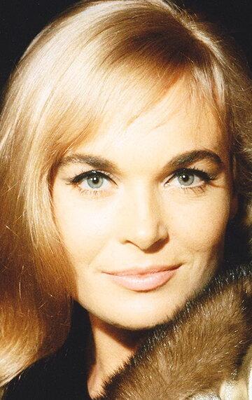 Shirley Eaton