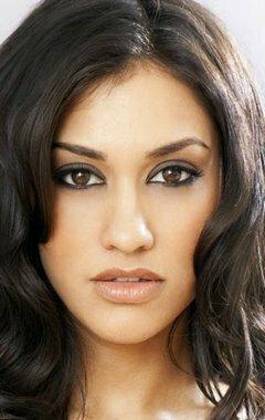 Janina Gavankar