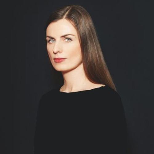 Янина Яковски